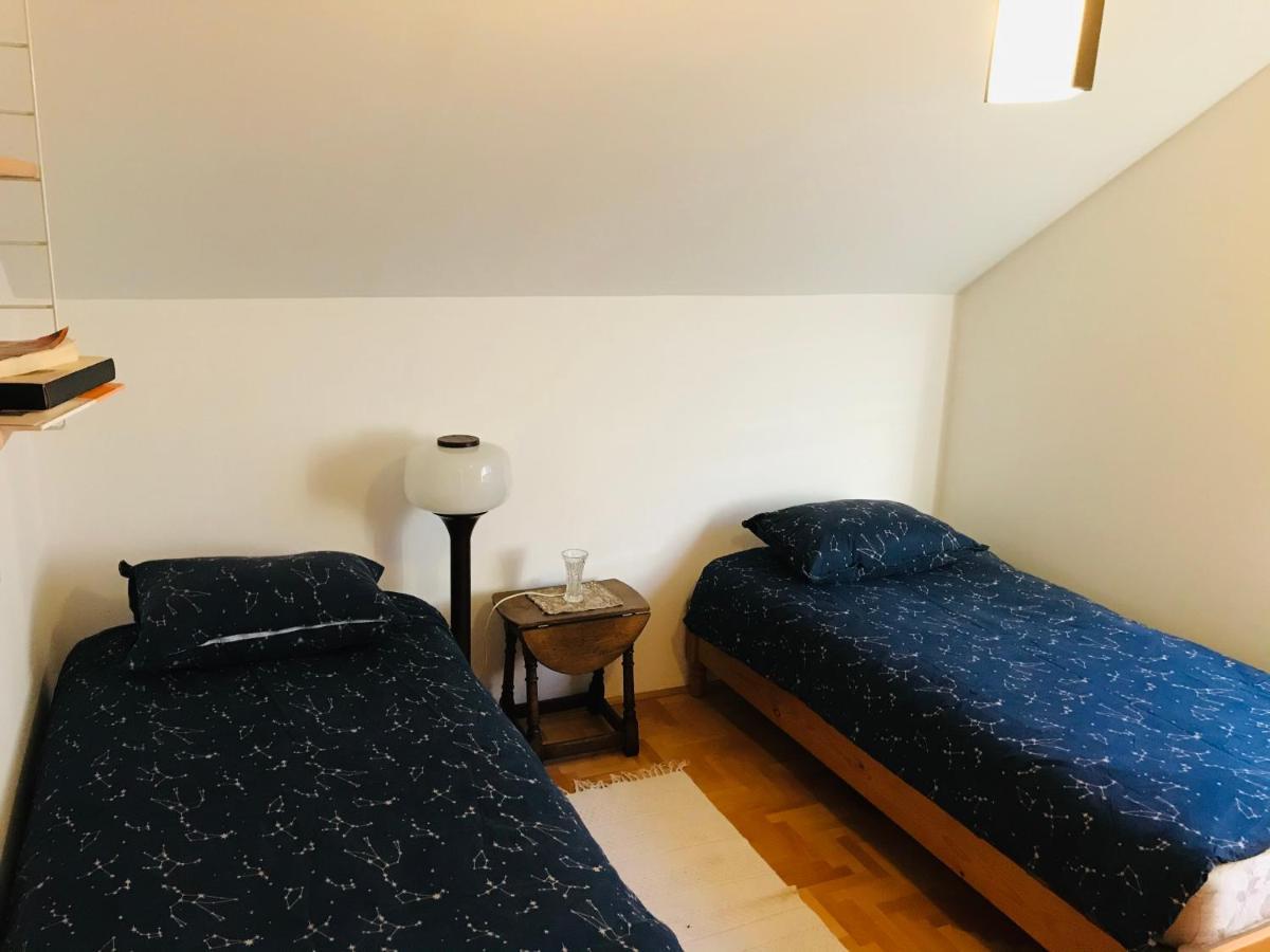 Apartman Simple Apartment Сараево Екстериор снимка